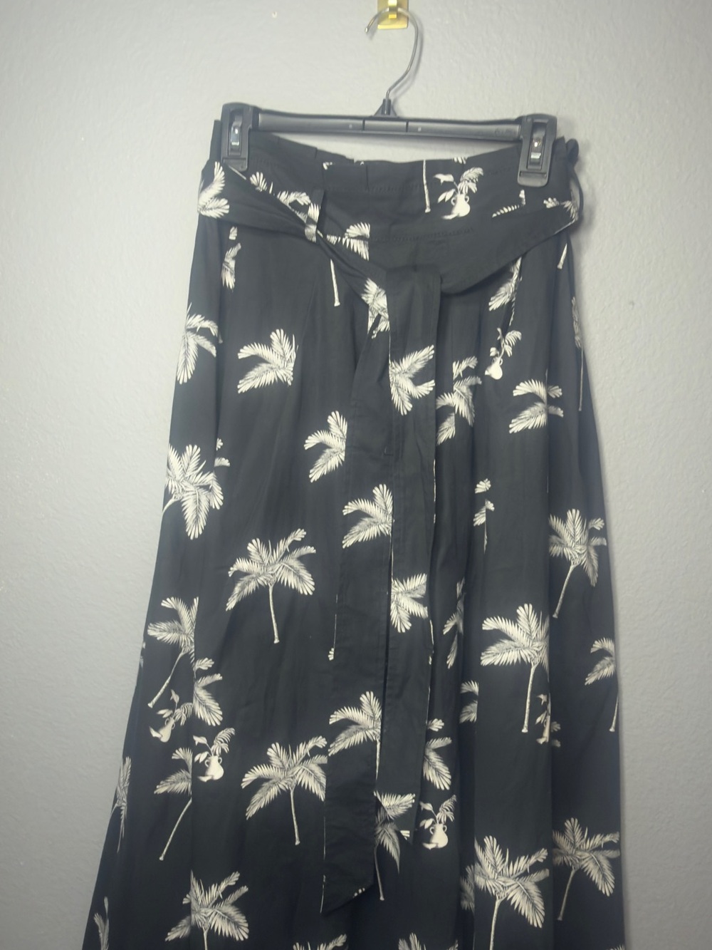 Ann Taylor Black Maxi Skirt with White Palm Print and Self-Tie Waist